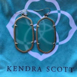 Kendra Scott Danielle earrings